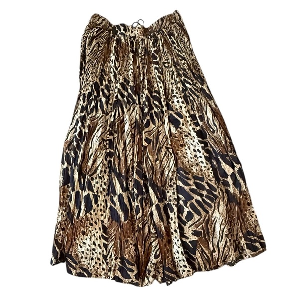 Fashion Bug Brown and Black Maxi Pleated Skirt - Picture 2 of 5